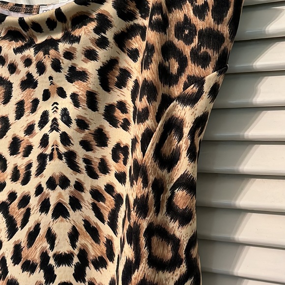 Body Con Leopard Print Party Dress - Picture 9 of 13